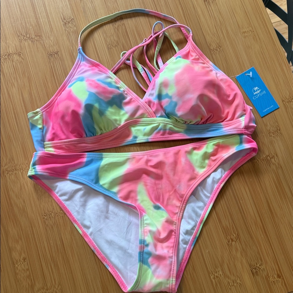 Cupshe Bikini